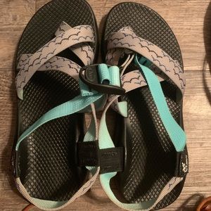 Custom wave chacos